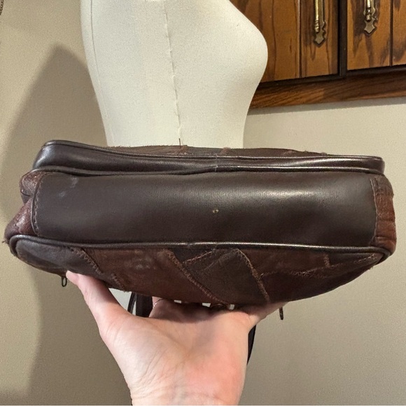 Vintage 90s Brown Leather Patchwork Shoulder Bag | Retro Boho Shoulder Tote - Picture 7 of 10